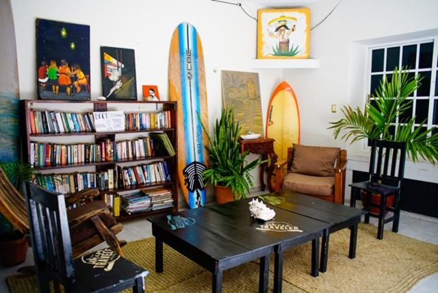 Weary Traveler Hostel Tulum Extérieur photo