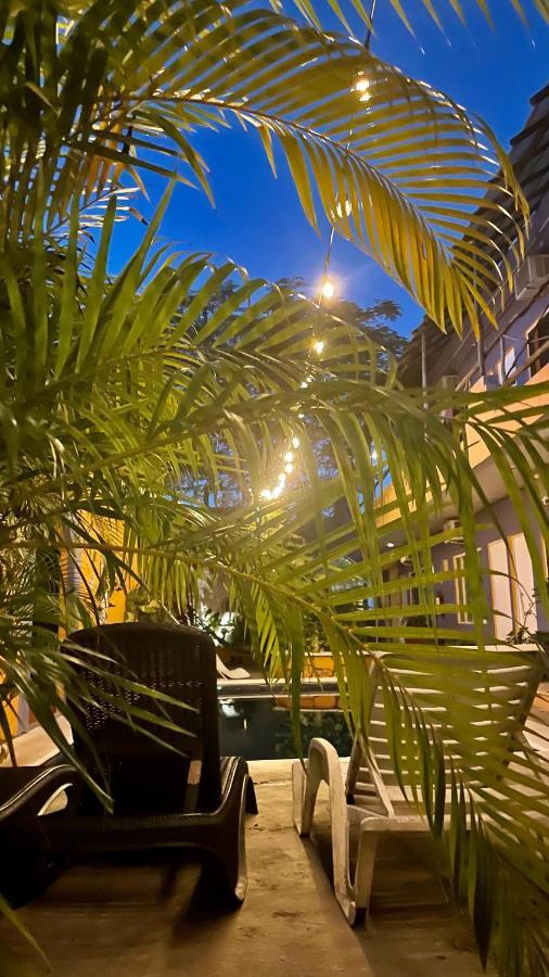 Weary Traveler Hostel Tulum Extérieur photo