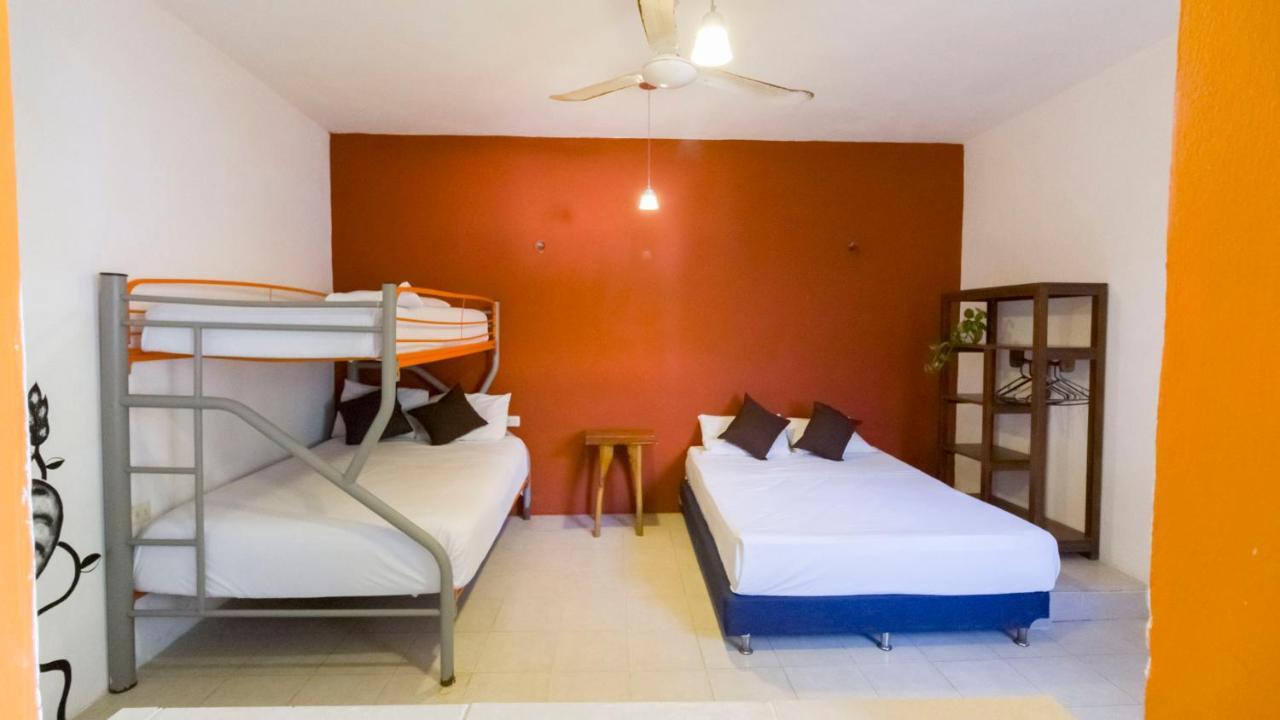 Weary Traveler Hostel Tulum Extérieur photo